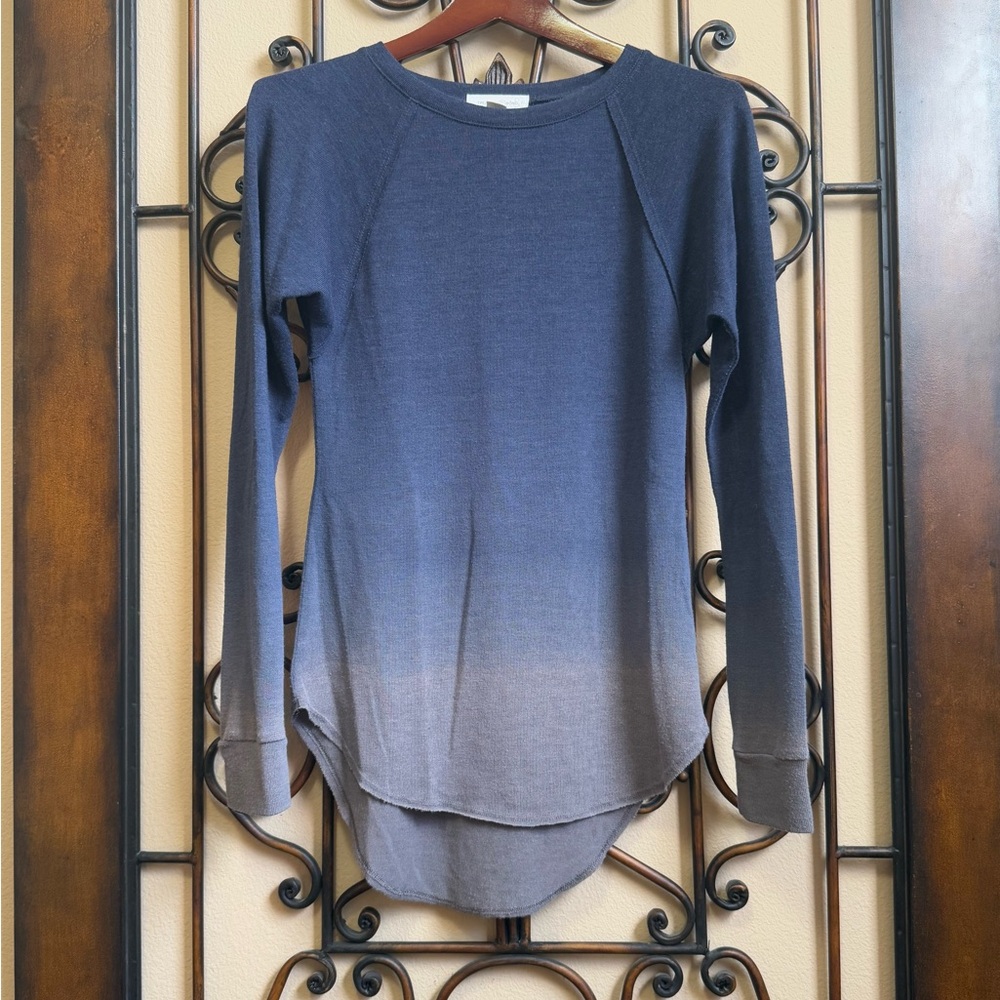 LIKE NEW Treasure & Bond Ombré Top Size XXS